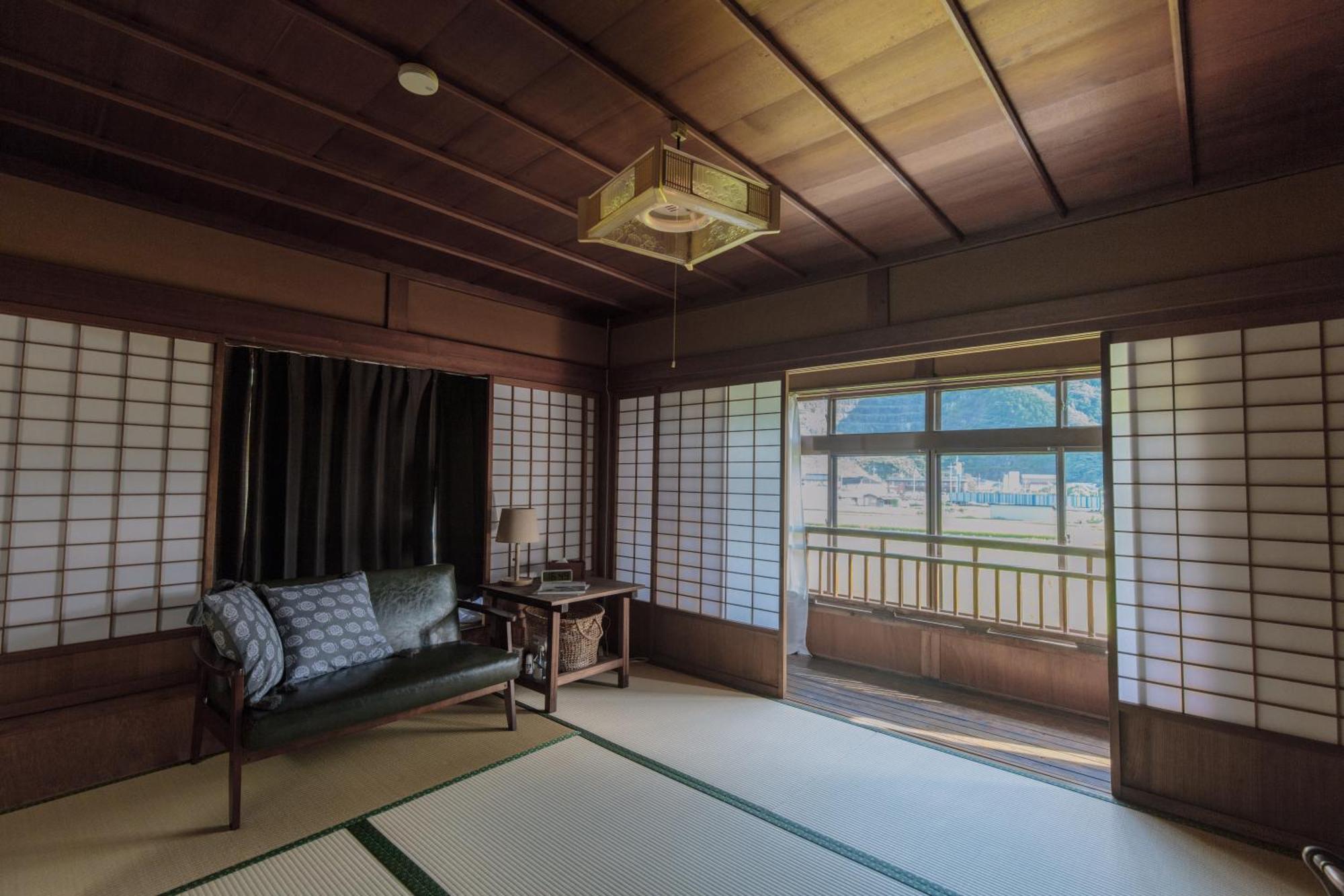 旅館依山盡イサンジン Maniwa